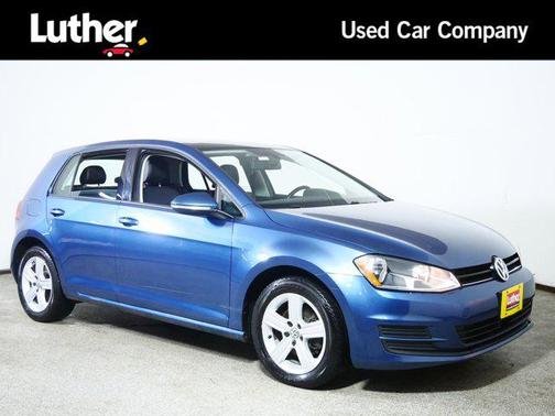 2017 Volkswagen Golf S