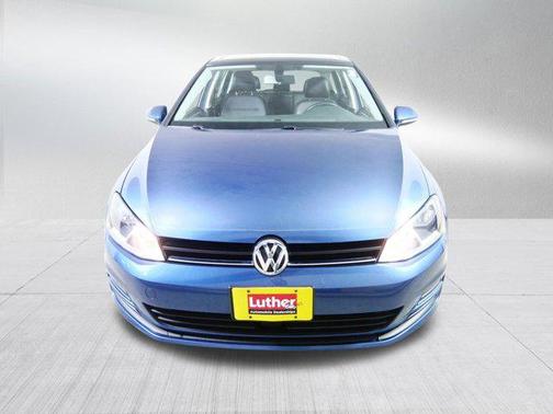 2017 Volkswagen Golf S