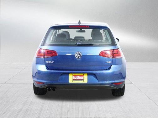 2017 Volkswagen Golf S