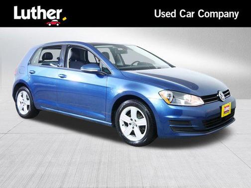 2017 Volkswagen Golf S