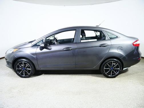 Magnetic Metallic 2017 Ford Fiesta SE