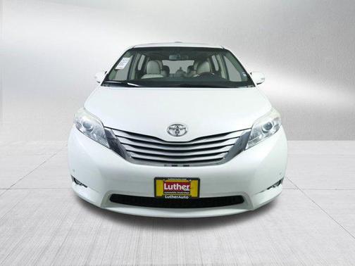 2013 Toyota Sienna XLE