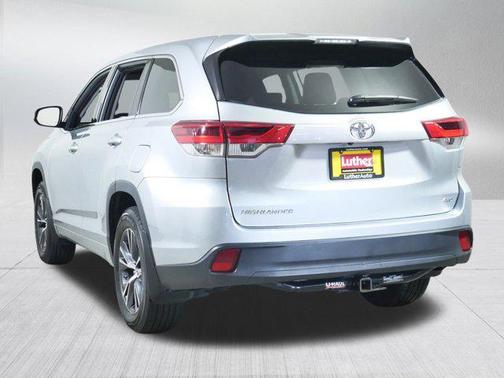 2018 Toyota Highlander LE