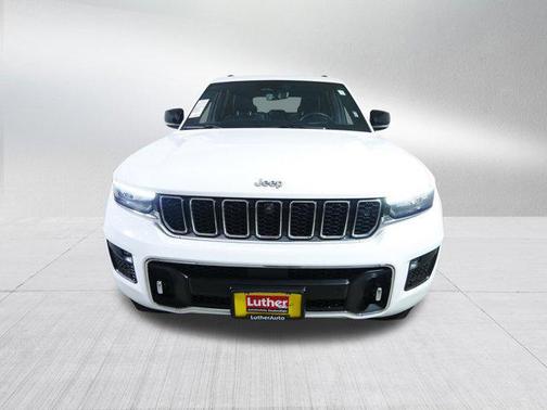 Bright White Clearcoat 2023 Jeep Grand Cherokee Overland