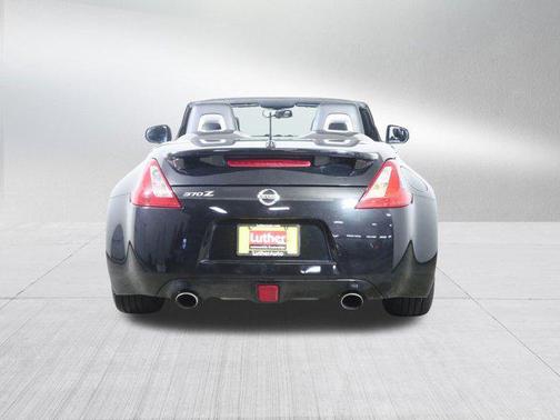 2014 Nissan 370Z Base