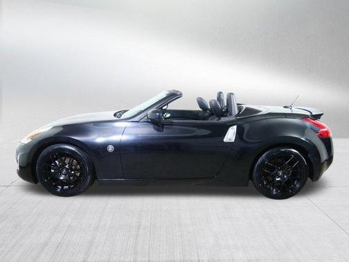 2014 Nissan 370Z Base