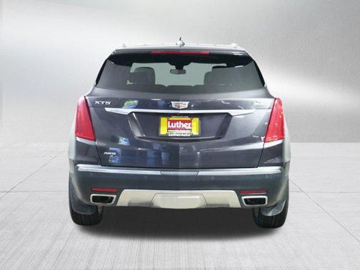 2019 Cadillac XT5 Platinum