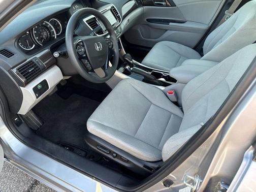 2017 Honda Accord EX