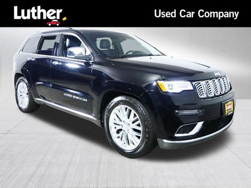 Diamond Black Crystal Pearlcoat 2017 Jeep Grand Cherokee Summit