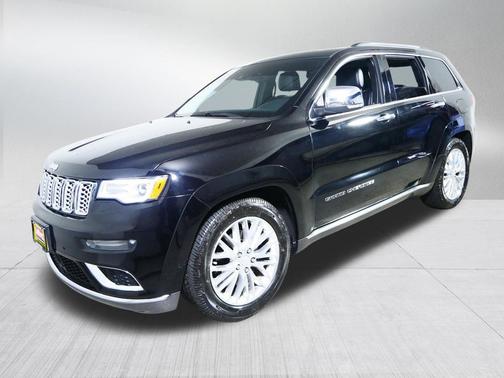 Diamond Black Crystal Pearlcoat 2017 Jeep Grand Cherokee Summit