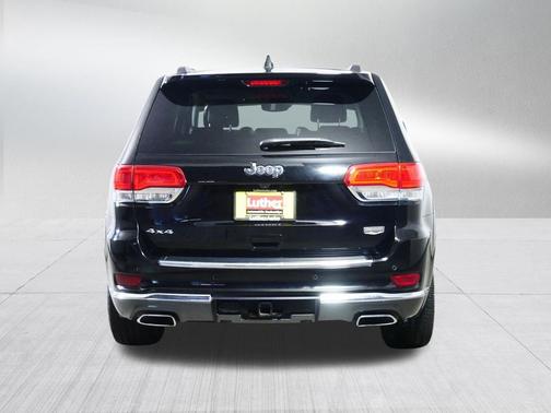 Diamond Black Crystal Pearlcoat 2017 Jeep Grand Cherokee Summit