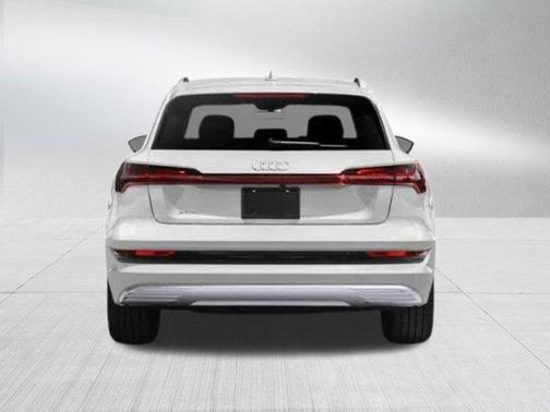 2019 Audi e-tron Prestige