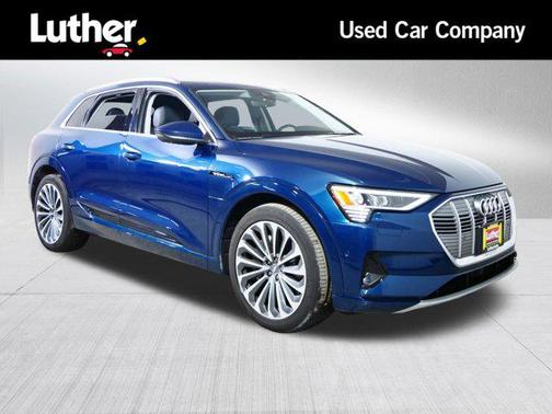 2019 Audi e-tron Prestige