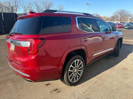 2021 GMC Acadia Denali