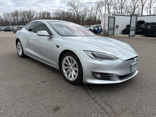 2017 Tesla Model S 75D