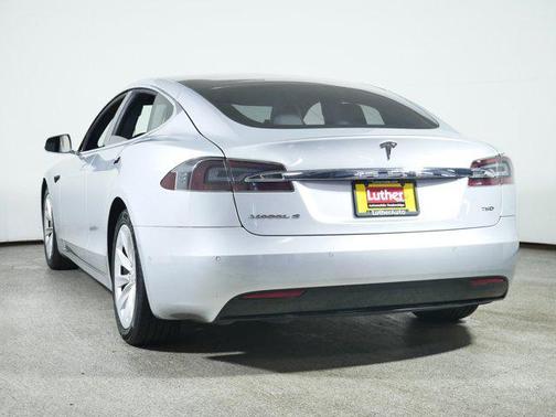 2017 Tesla Model S 75D