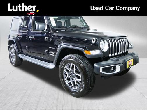 Black Clearcoat 2019 Jeep Wrangler Unlimited Sahara
