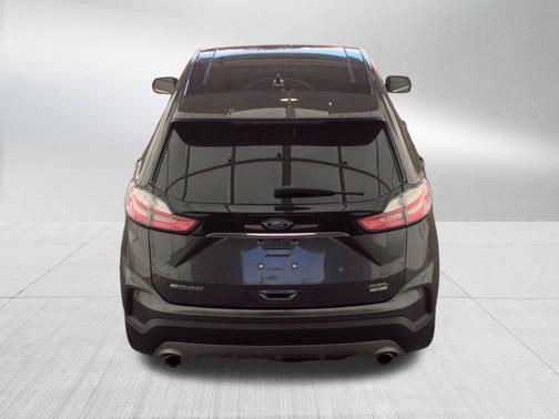 Magnetic Metallic 2019 Ford Edge SEL