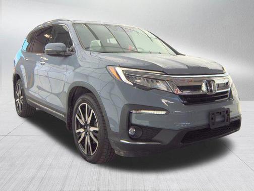 Sonic Gray Pearl 2022 Honda Pilot Elite