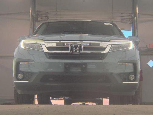 Sonic Gray Pearl 2022 Honda Pilot Elite