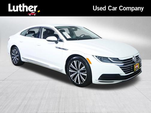 Pure White 2019 Volkswagen Arteon 2.0T SE 4MOTION