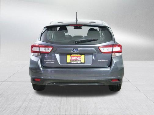 2019 Subaru Impreza 2.0i