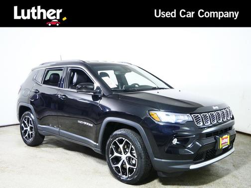 Diamond Black Crystal Pearlcoat 2024 Jeep Compass Limited