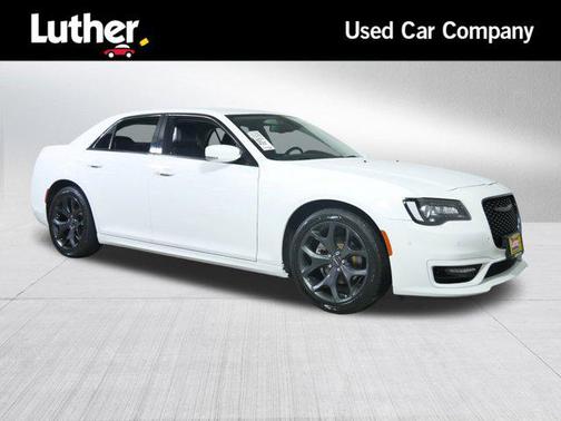 2022 Chrysler 300 Touring