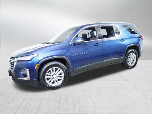 2022 Chevrolet Traverse LT Leather