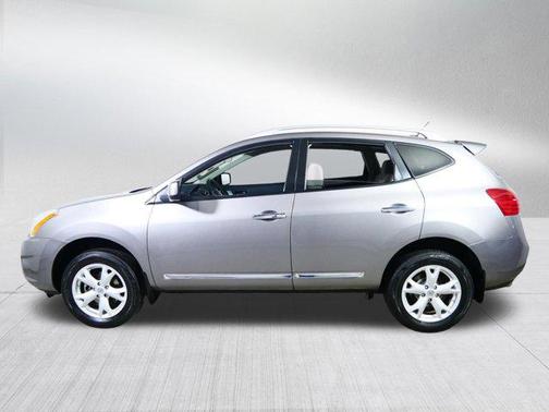 2011 Nissan Rogue SV