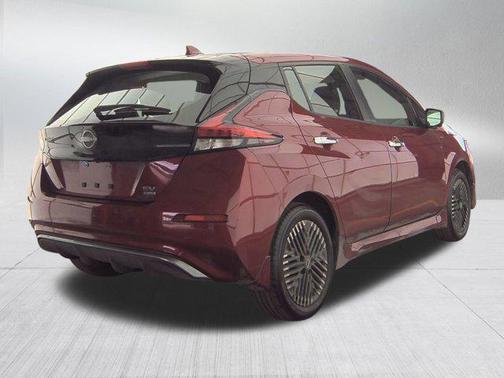 2025 Nissan Leaf SV PLUS