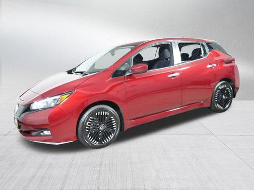 2025 Nissan Leaf SV PLUS