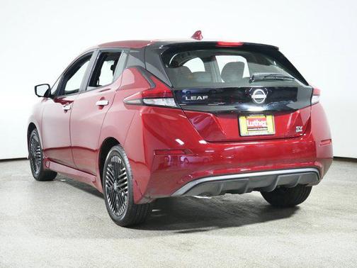 2025 Nissan Leaf SV PLUS
