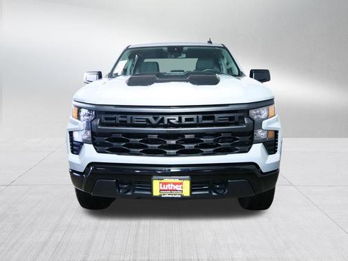 Slate Gray Metallic 2024 Chevrolet Silverado 1500 Custom Trail Boss