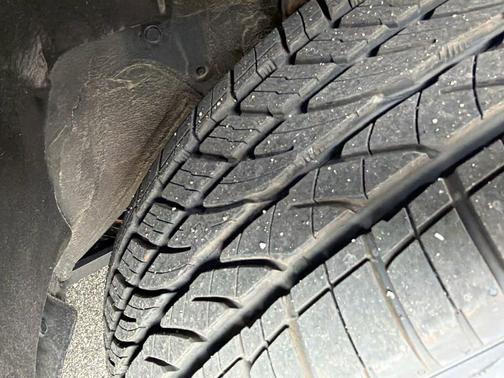 Magnetic Gray Metallic 2019 Toyota RAV4 LE