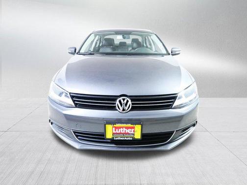 2014 Volkswagen Jetta Auto SE