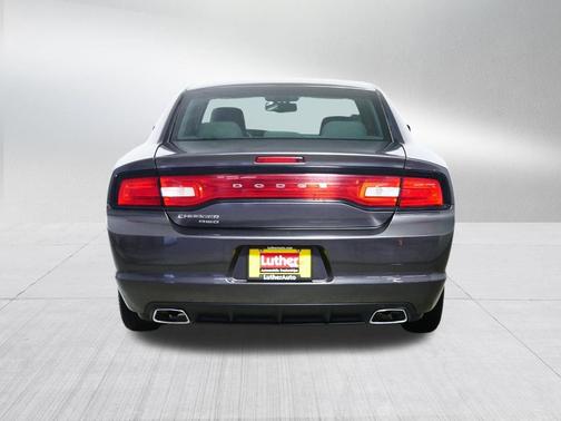 Granite Crystal Metallic Clearcoat 2014 Dodge Charger SE