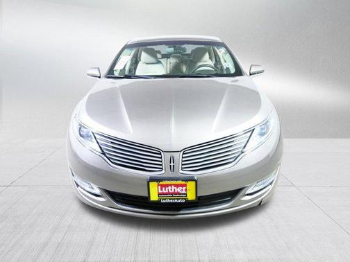 2016 Lincoln MKZ Base