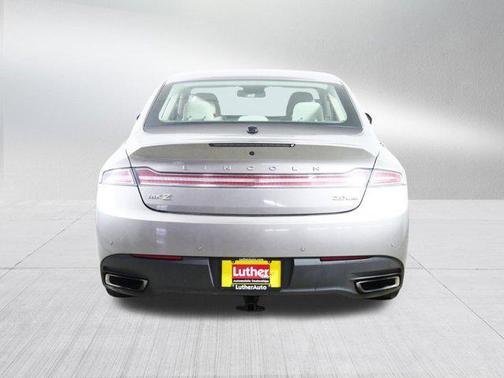 2016 Lincoln MKZ Base