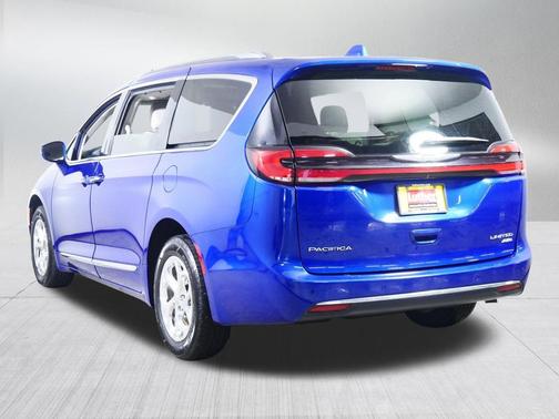 Fathom Blue Pearlcoat 2021 Chrysler Pacifica Limited