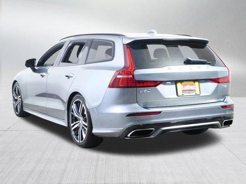 2020 Volvo V60 T5 R-Design