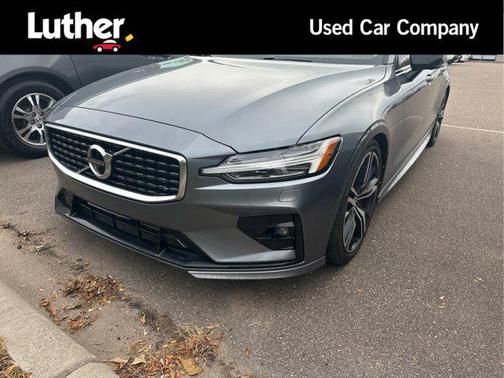 2020 Volvo V60 T5 R-Design