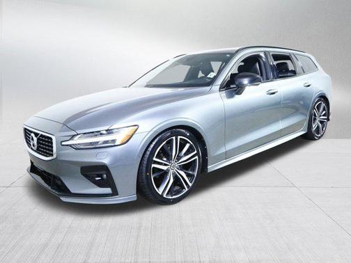 2020 Volvo V60 T5 R-Design