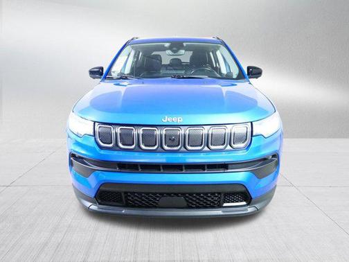 2022 Jeep Compass Latitude Lux