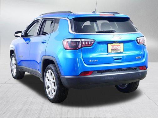 2022 Jeep Compass Latitude Lux