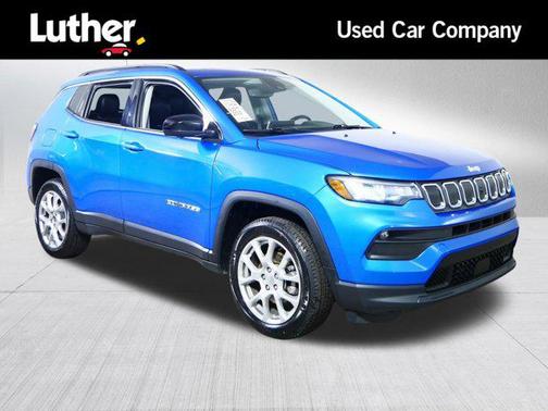 2022 Jeep Compass Latitude Lux