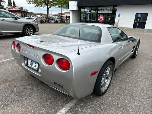 Machine Silver Metallic 2004 Chevrolet Corvette Z06