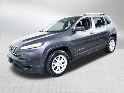 Granite Crystal Metallic Clearcoat 2017 Jeep Cherokee Latitude