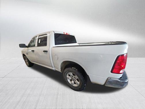 Bright White Clearcoat 2023 RAM 1500 Classic SLT
