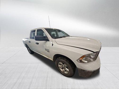 Bright White Clearcoat 2023 RAM 1500 Classic SLT